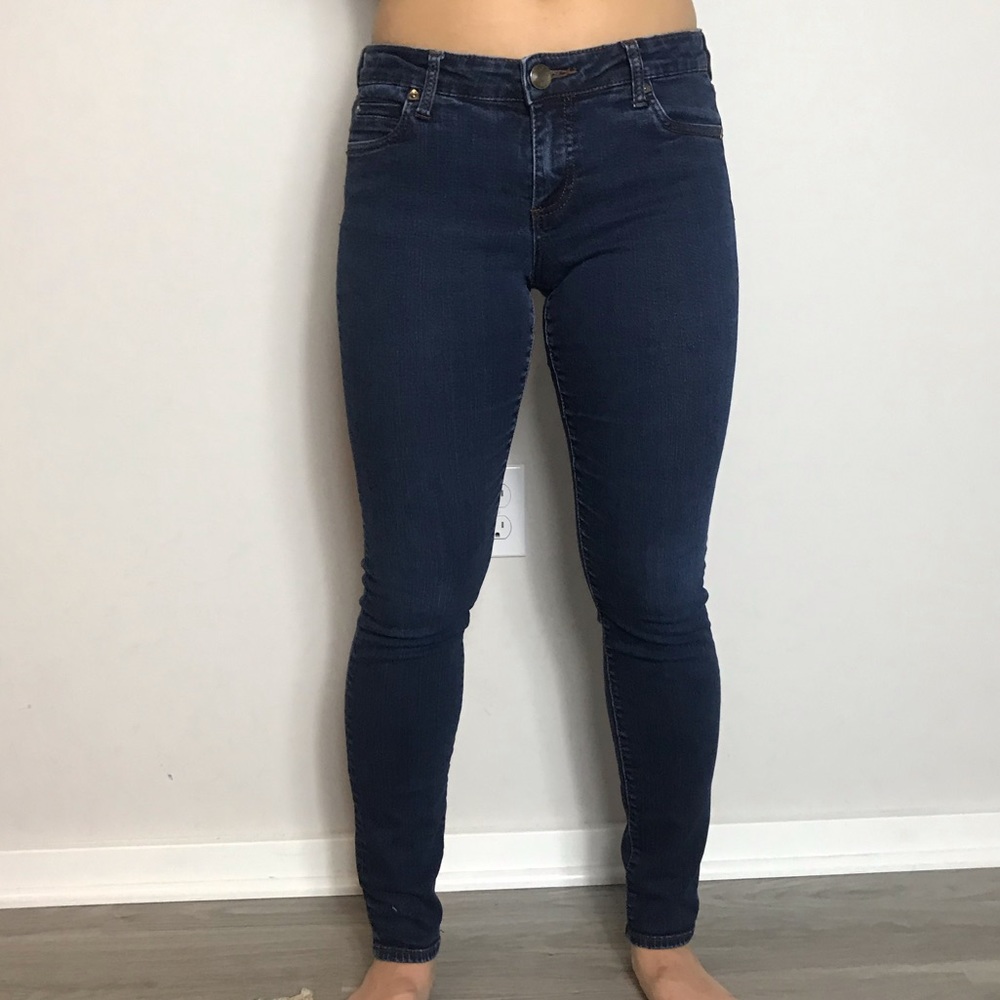 Dark Wash Levi Skinny Jeans